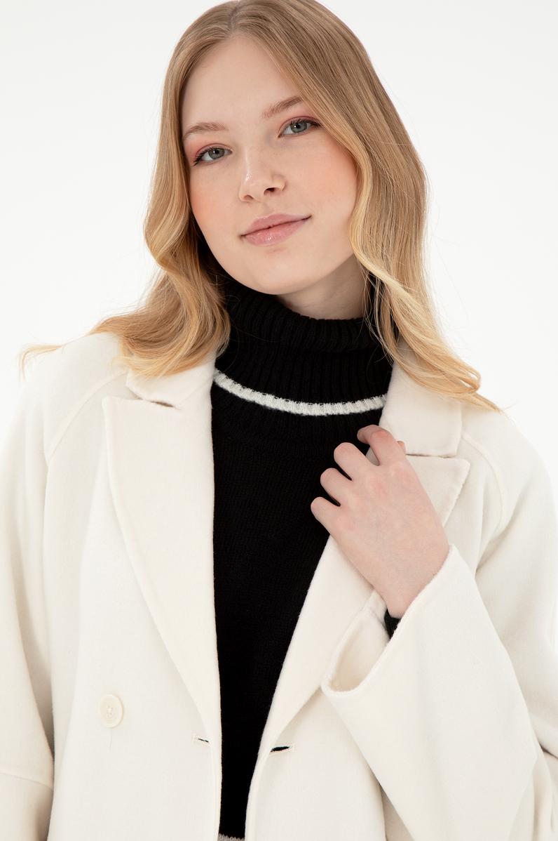 Kadın Krem Kaşe Kaban