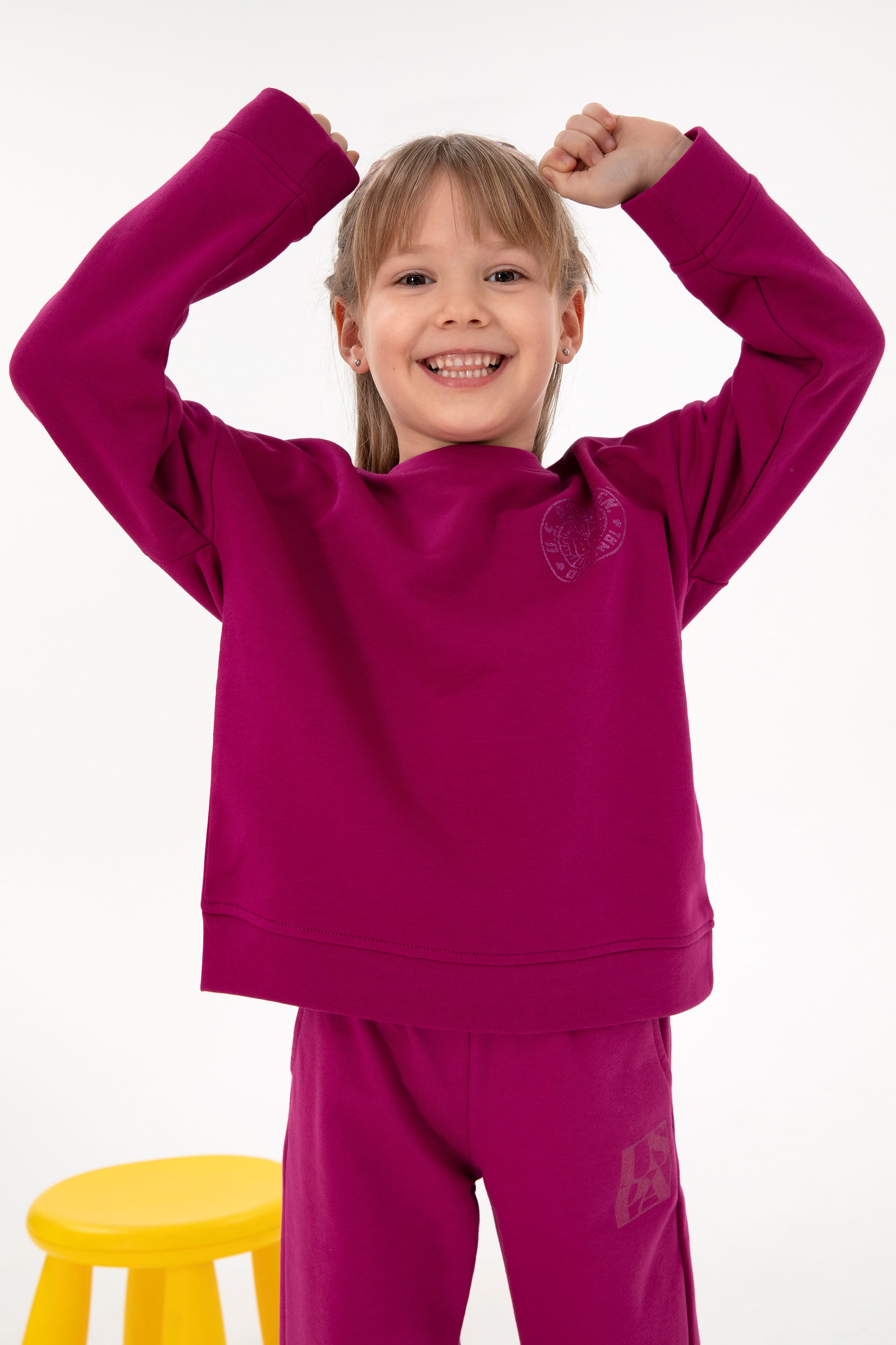 Kız Çocuk Fuşya Bisiklet Yaka Basic Sweatshirt - Image 1