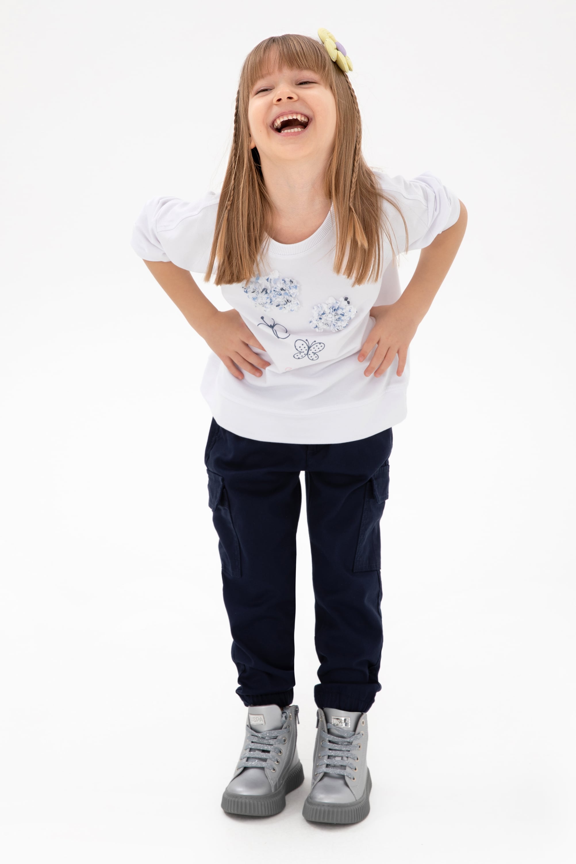 Kız Çocuk Beyaz Bisiklet Yaka Sweatshirt - Image 2