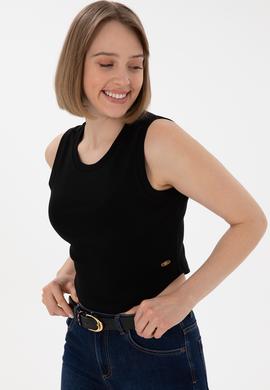 Kadın Siyah Kolsuz Bisiklet Yaka Crop Basic Tişört - 50305695003