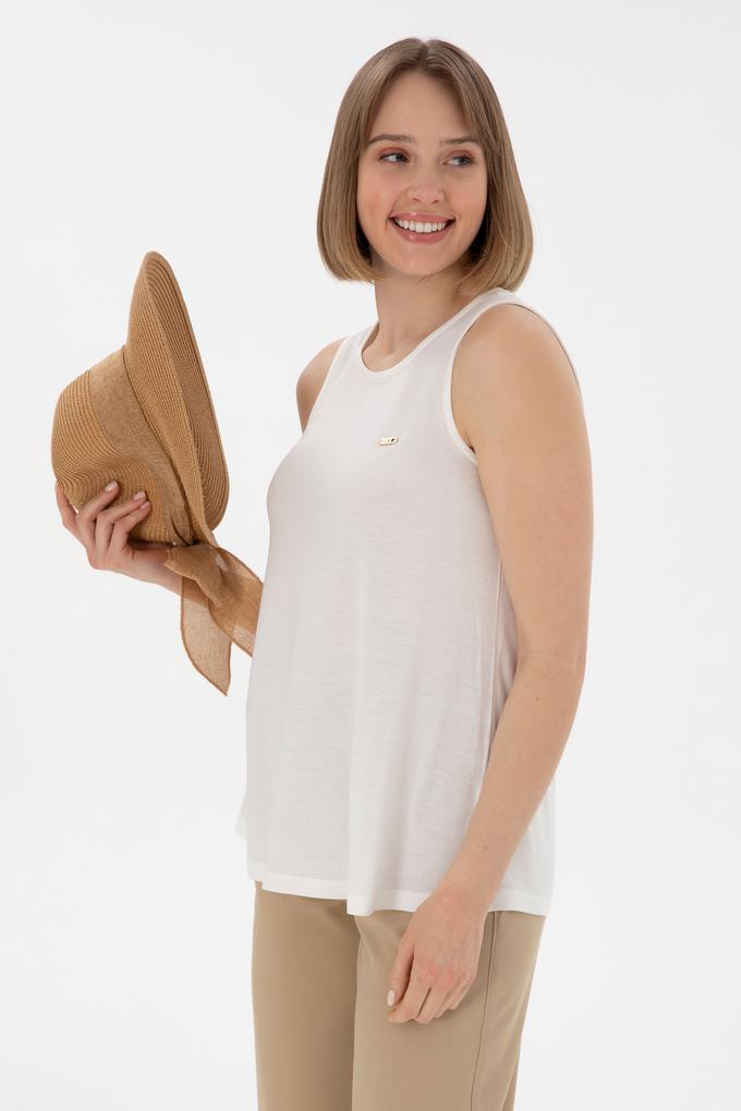 Kadın Ekru Kolsuz Bisiklet Yaka Tişört