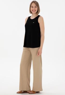 Kadın Siyah Kolsuz Bisiklet Yaka Tişört - 50305819043