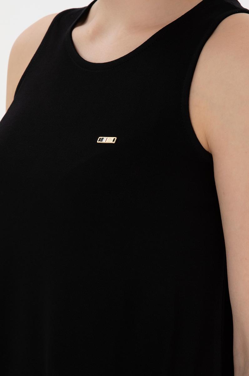 Kadın Siyah Kolsuz Bisiklet Yaka Tişört