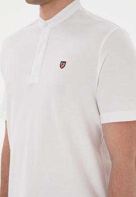 Erkek Regular Fit Hakim Yaka Beyaz Basic Tişört - 50284637001