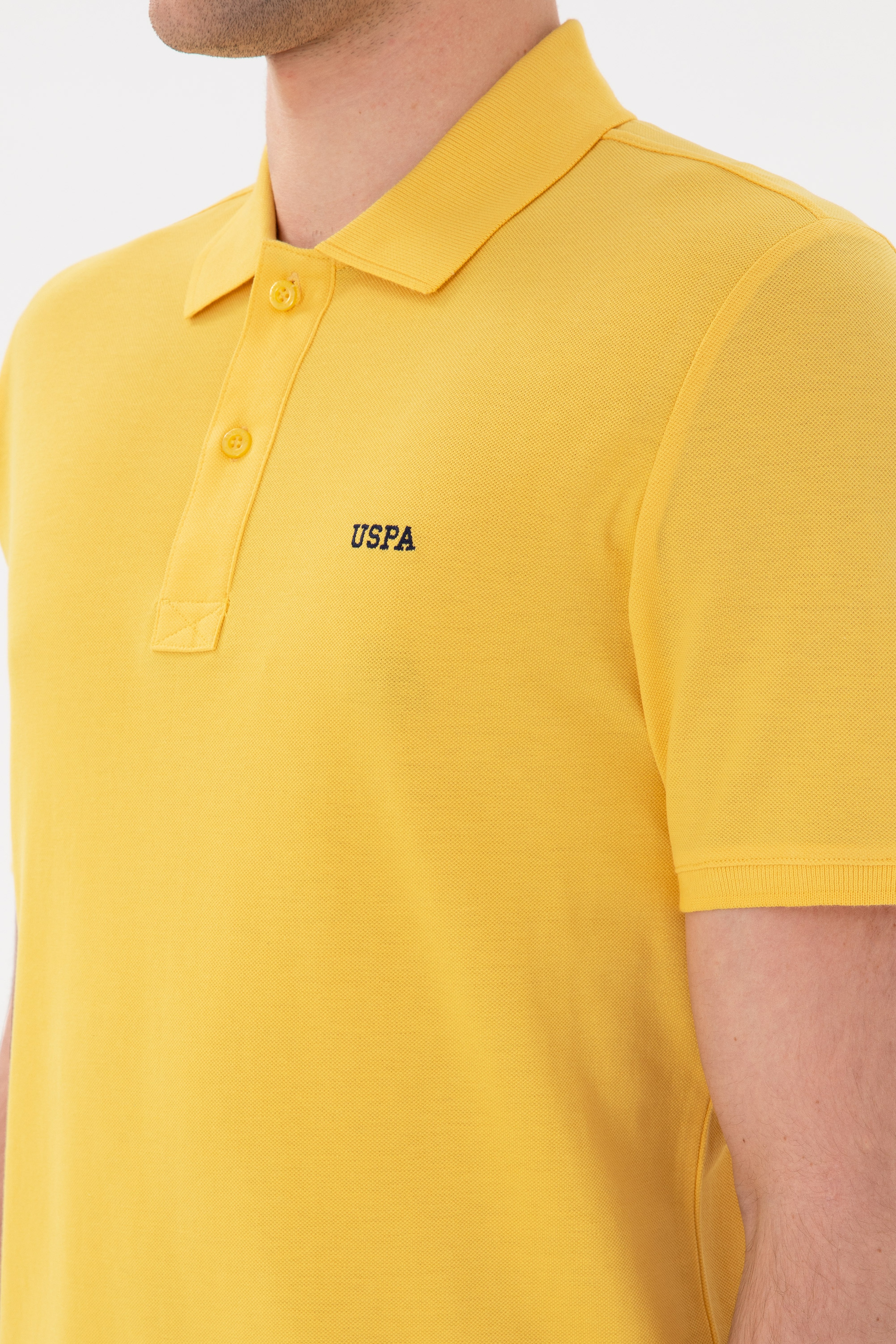 Erkek Regular Fit Polo Yaka Sarı Basic Tişört - Image 7