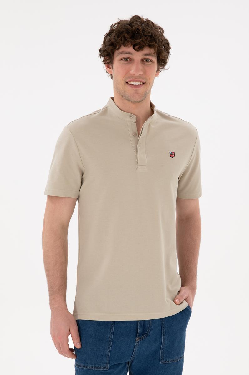 Erkek Regular Fit Hakim Yaka Taş Basic Tişört