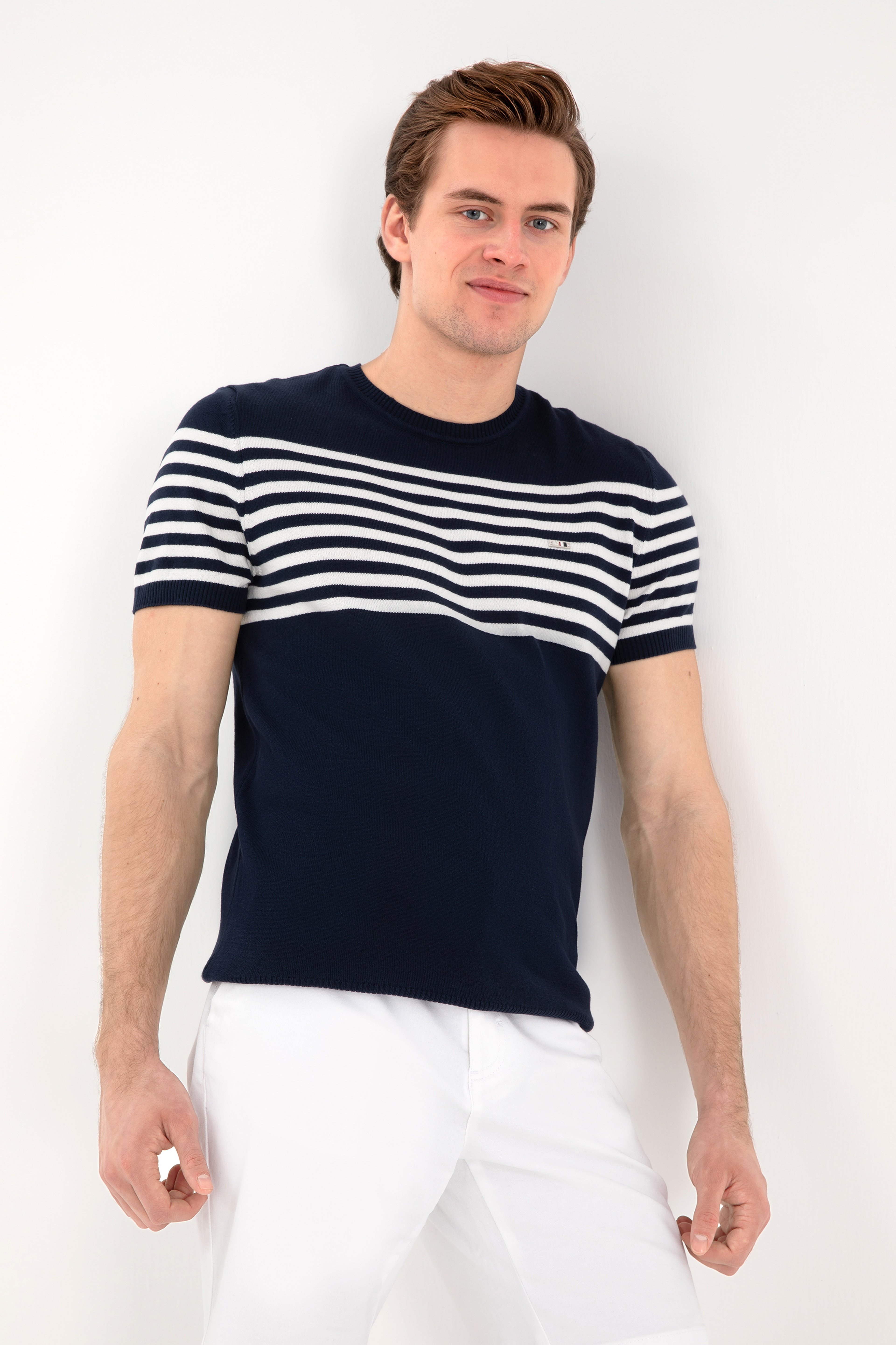 Erkek Slim Fit Bisiklet Yaka Lacivert Triko Tişört - Image 1