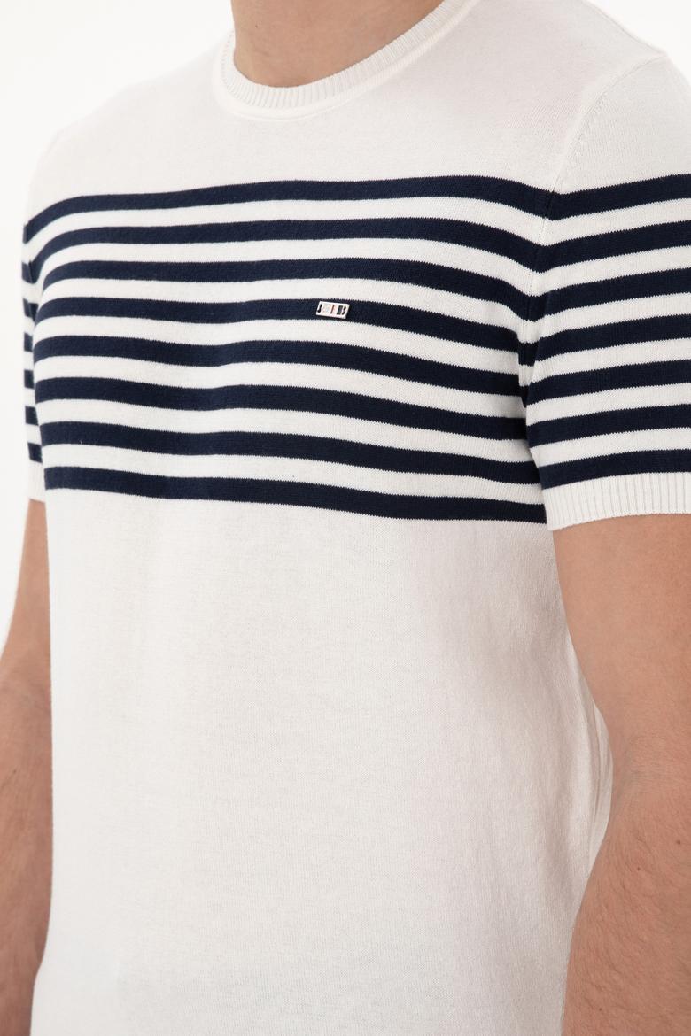 Erkek Slim Fit Bisiklet Yaka Beyaz Triko Tişört - 50306469014