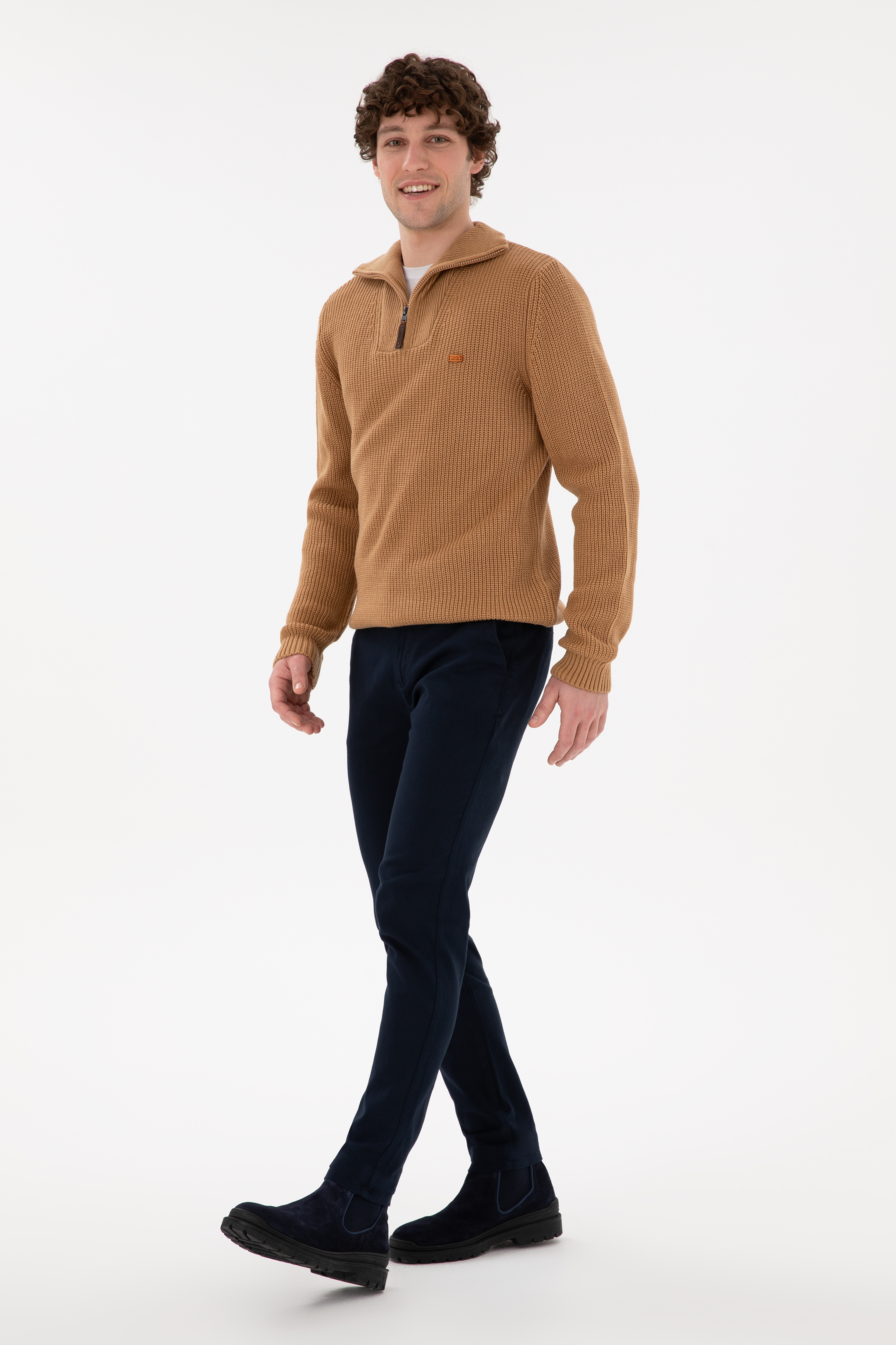 Erkek Regular Fit Yarım Fermuarlı Camel Kazak - Image 4