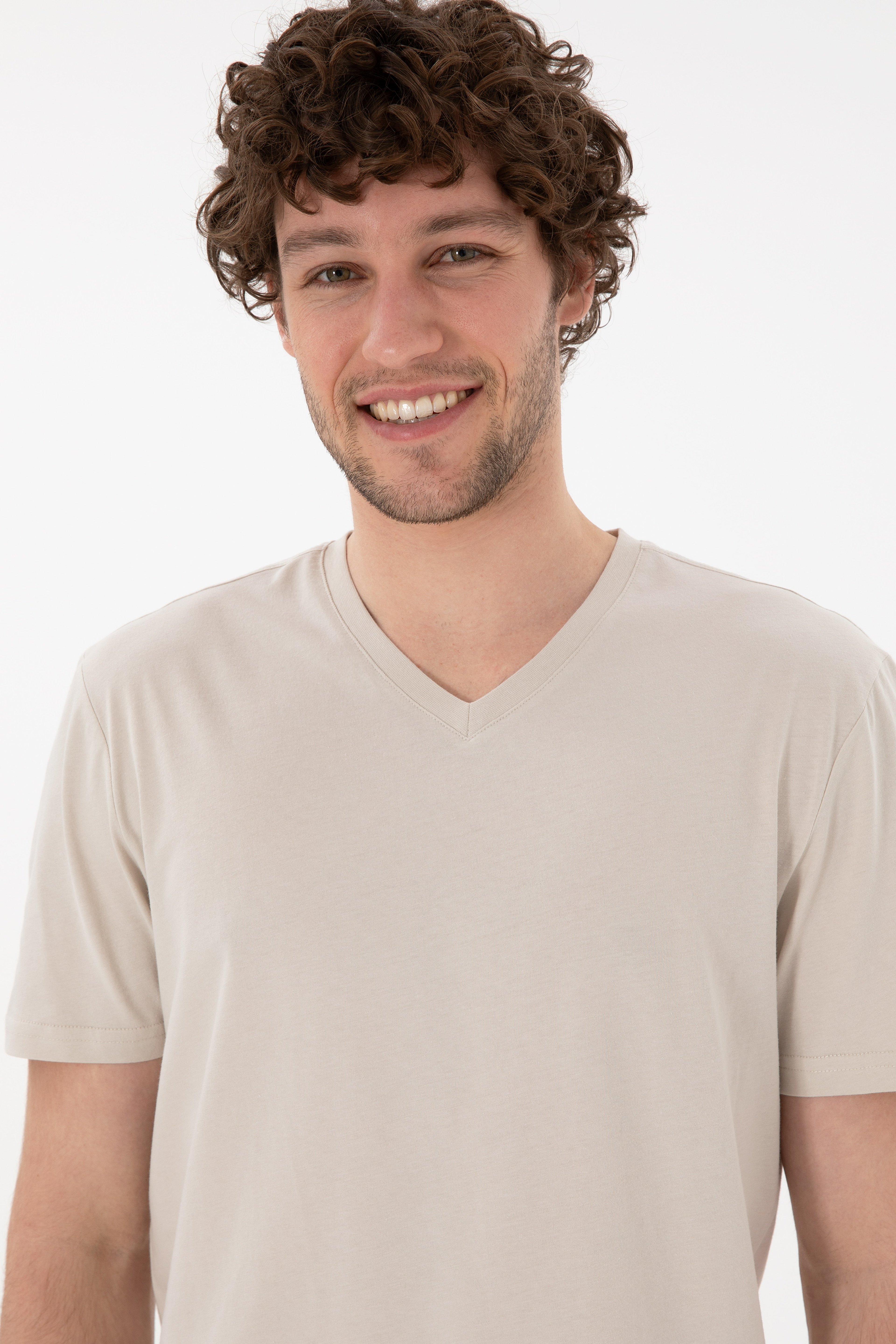 Erkek Regular Fit  V Yaka Taş Basic Tişört