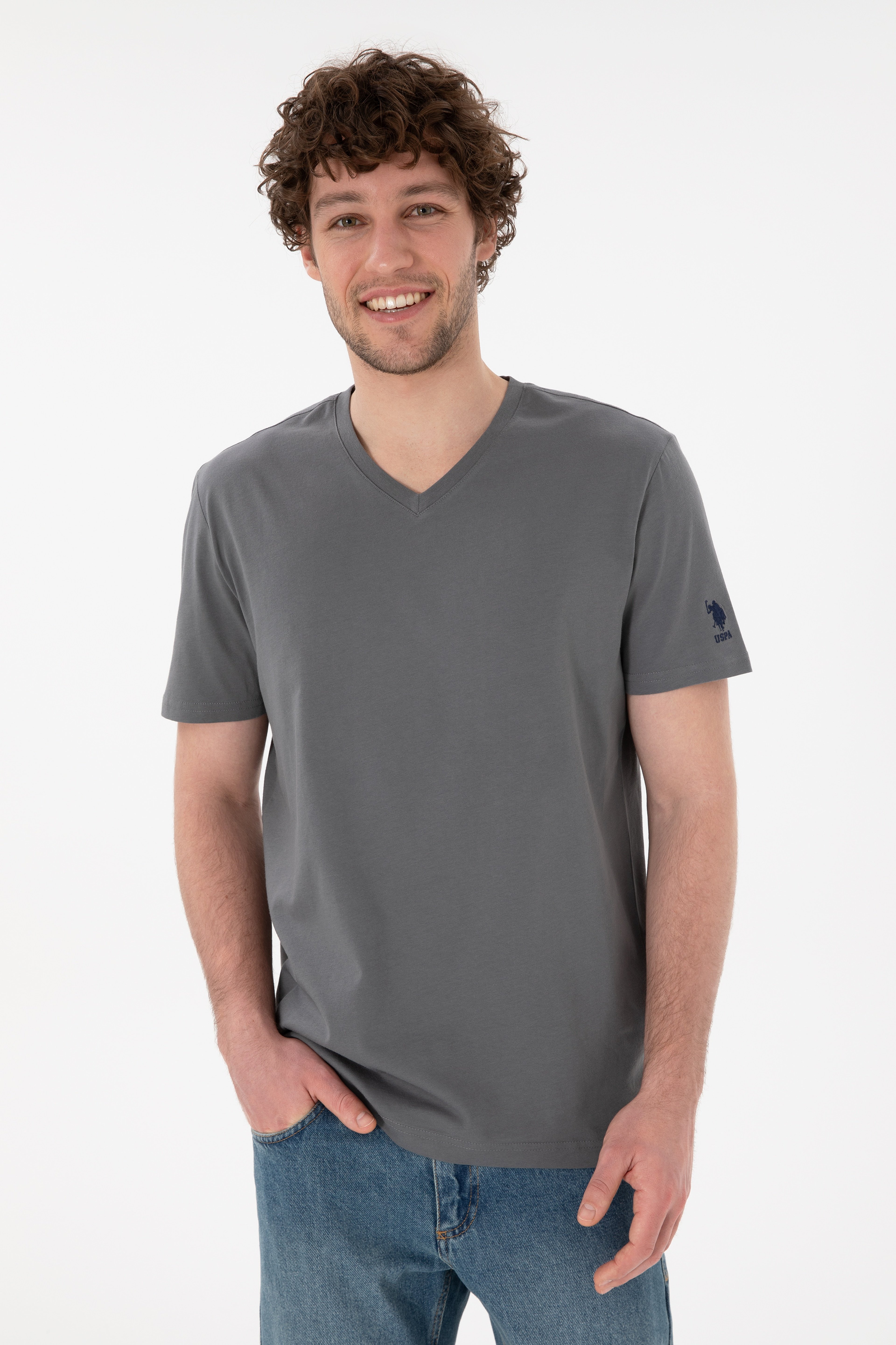 Erkek Regular Fit  V Yaka Gri Basic Tişört - Image 4