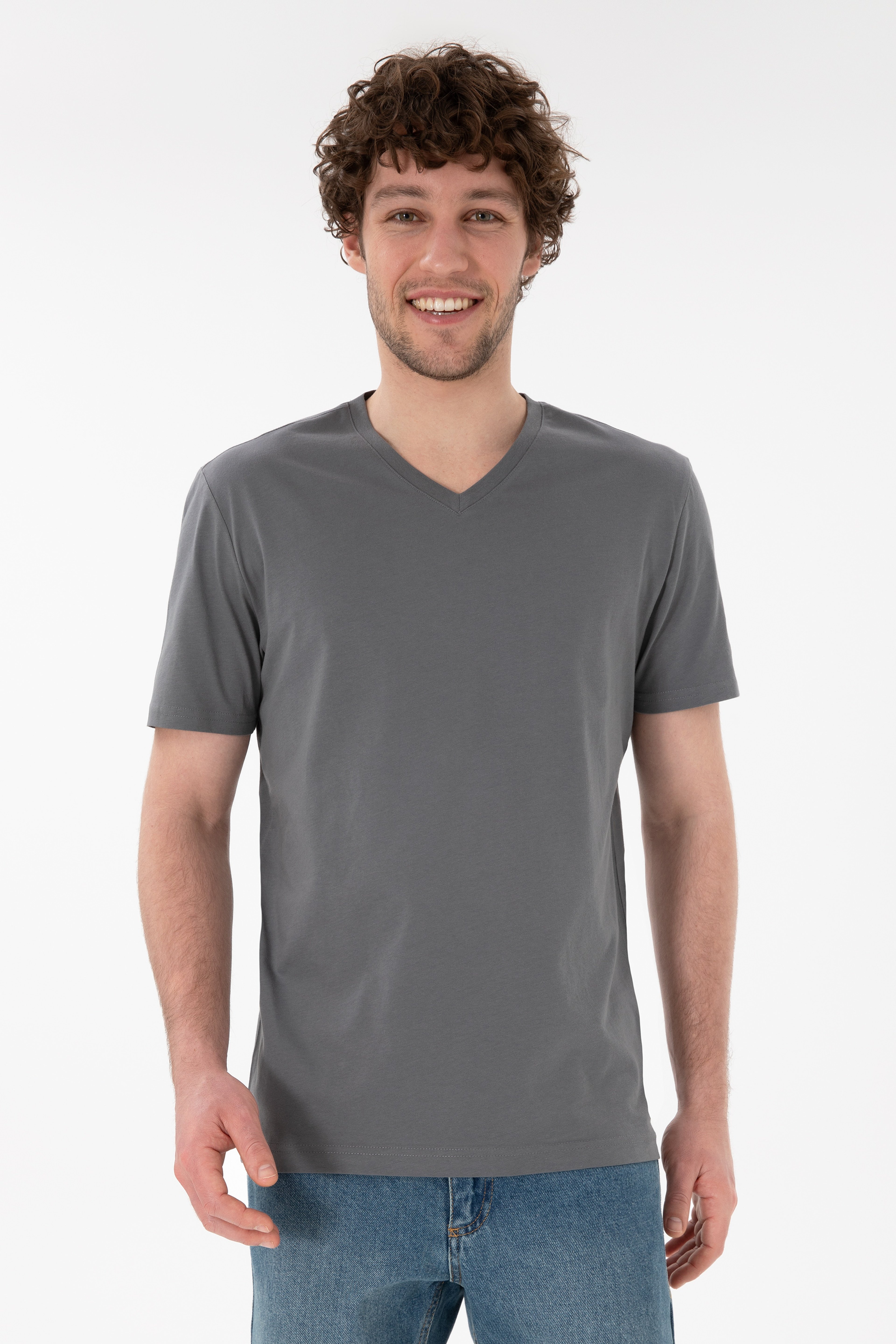 Erkek Regular Fit  V Yaka Gri Basic Tişört - Image 2