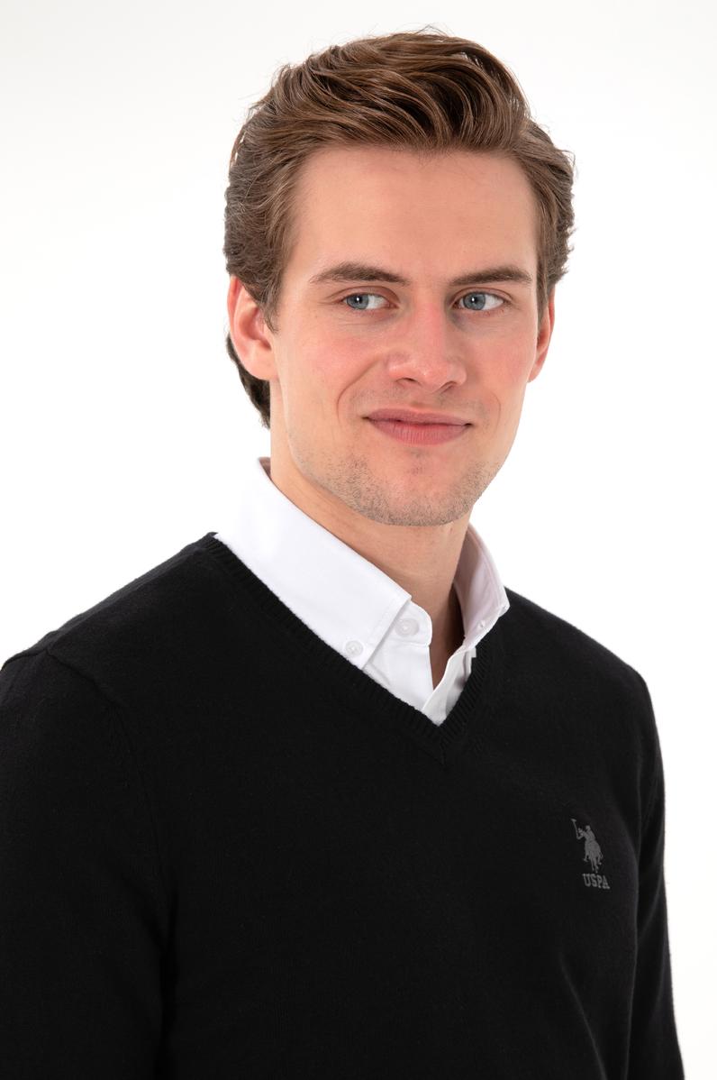 Erkek Slim Fit V Yaka Siyah Basic Kazak