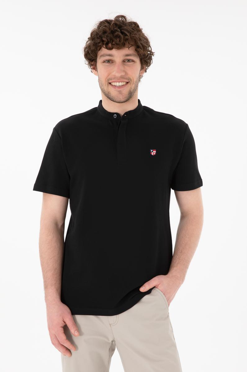 Erkek Regular Fit Hakim Yaka Siyah Basic Tişört