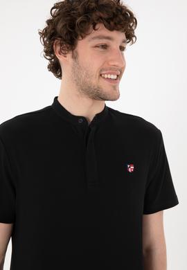 Erkek Regular Fit Hakim Yaka Siyah Basic Tişört - 50305914028