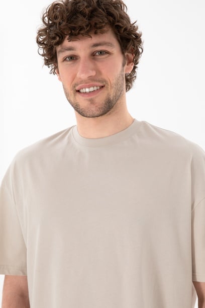 Erkek Long Fit Bisiklet Yaka Taş Basic Tişört