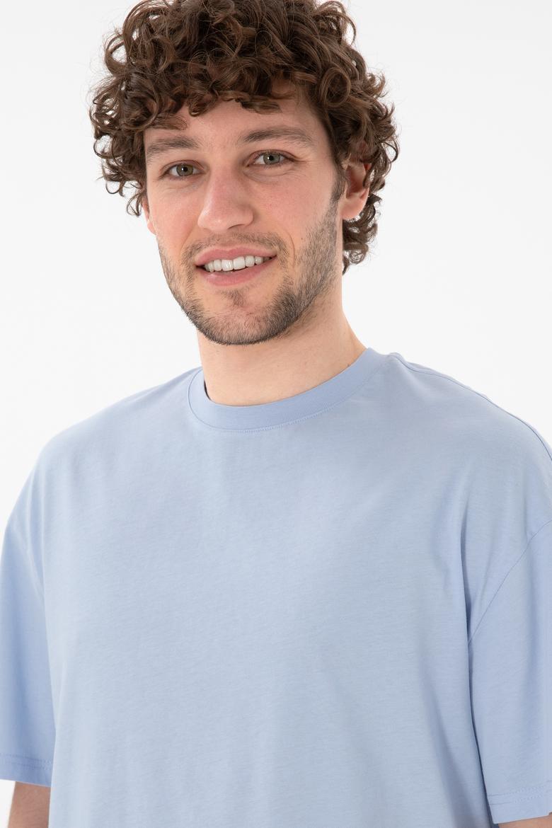 Erkek Long Fit Bisiklet Yaka Açık Mavi Basic Tişört - 50305988129