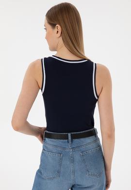 Kadın Lacivert Kolsuz Bisiklet Yaka Tişört - 50305857005