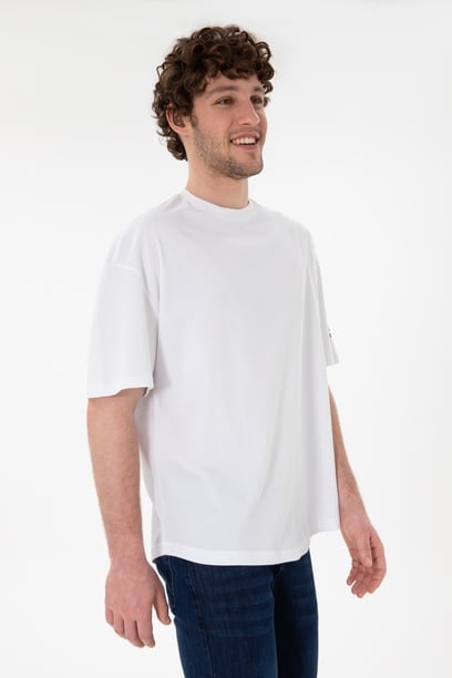 Erkek Long Fit Bisiklet Yaka Beyaz Basic Tişört