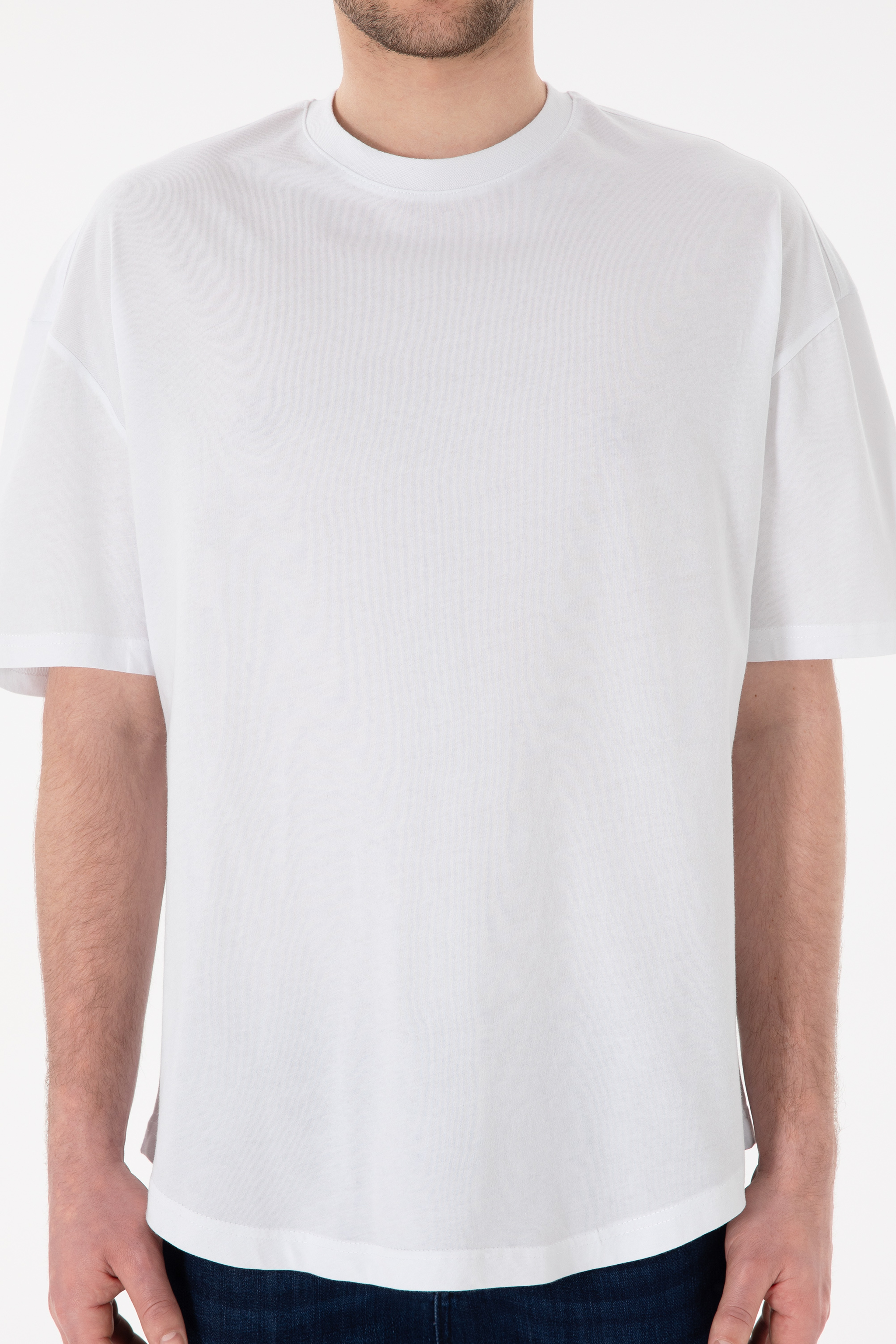 Erkek Long Fit Bisiklet Yaka Beyaz Basic Tişört