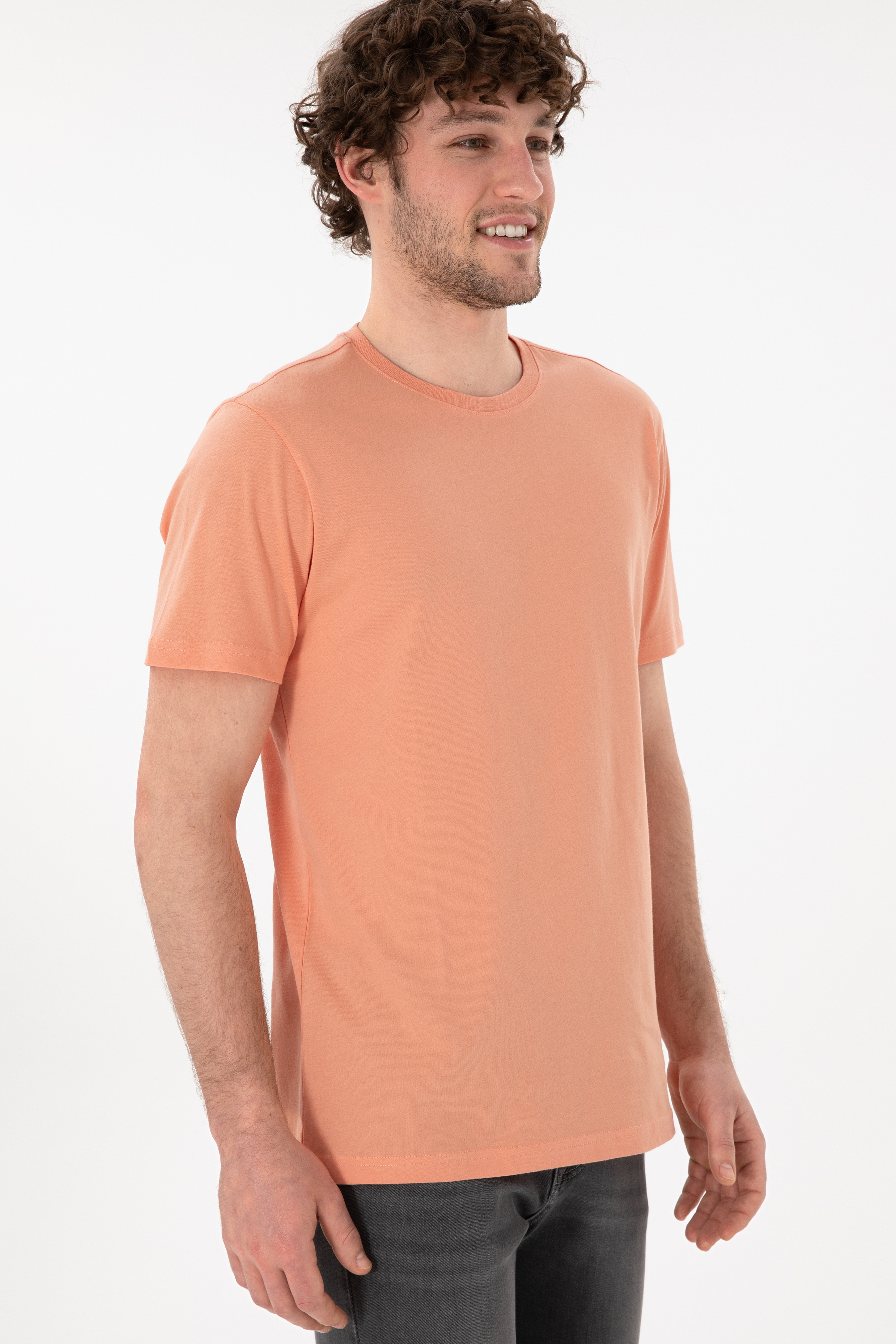 Erkek Regular Fit Bisiklet Yaka Somon Basic Tişört
