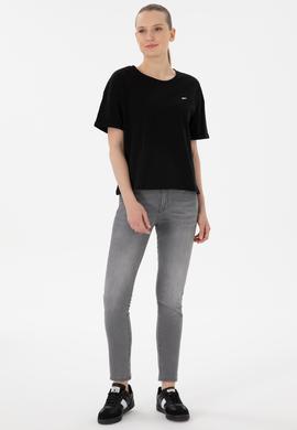 Kadın Siyah Kol Katlamalı Bisiklet Yaka Tişört - 50305822038