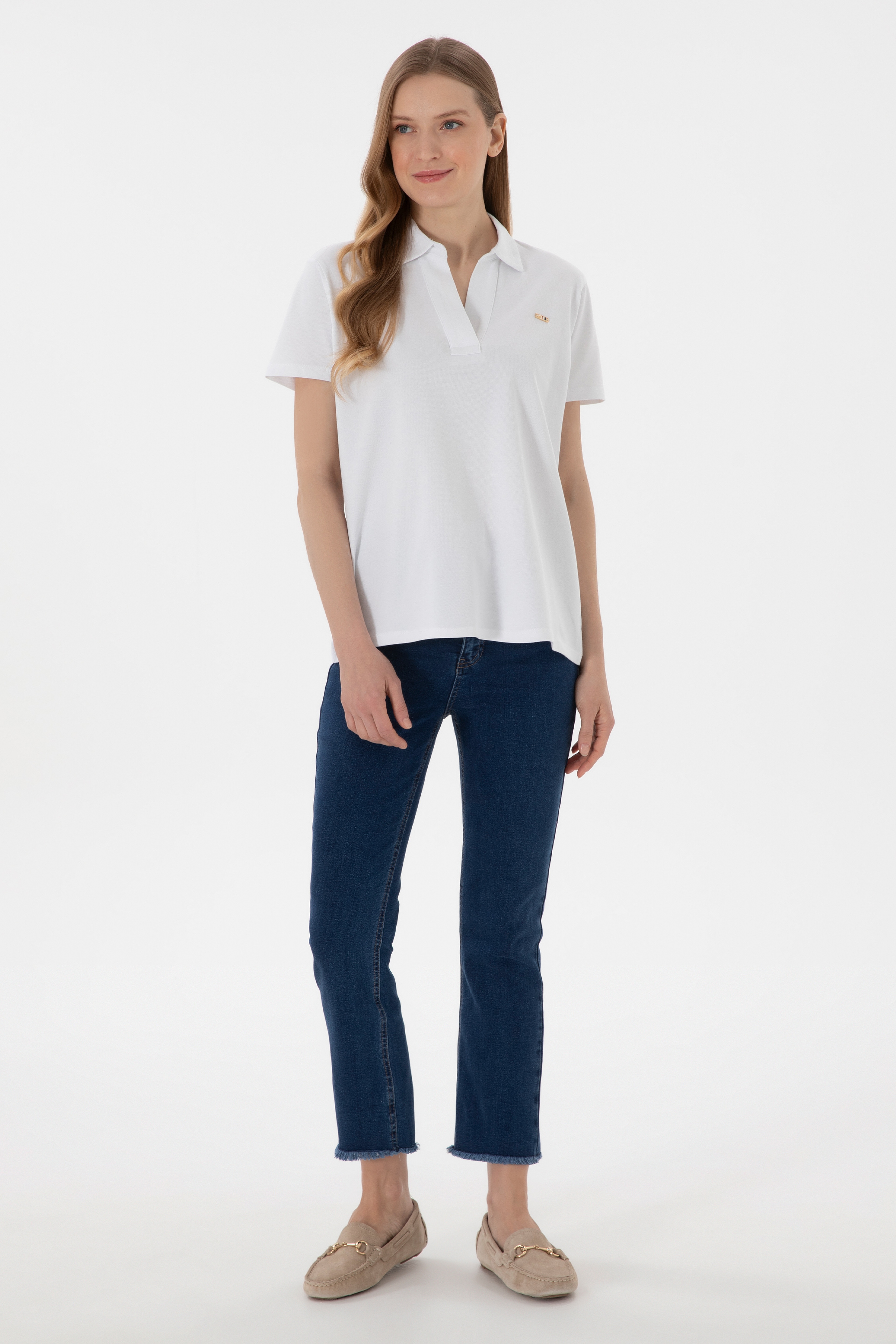 Kadın Beyaz Basic Polo Yaka Tişört - Image 5