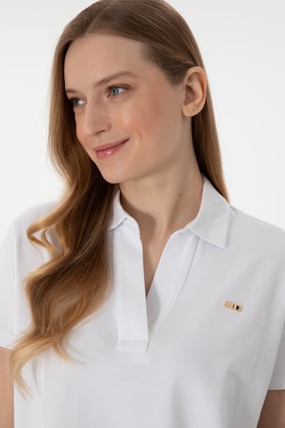 Kadın Beyaz Basic Polo Yaka Tişört