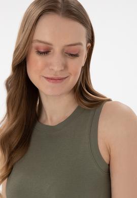 Kadın Koyu Haki Kolsuz Bisiklet Yaka Basic Tişört - 50300904076