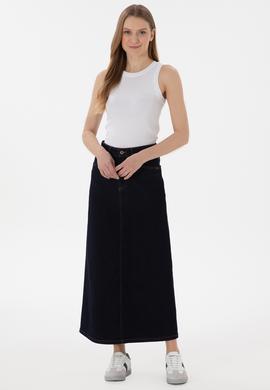 Kadın Beyaz Kolsuz Bisiklet Yaka Basic Tişört - 50300904012