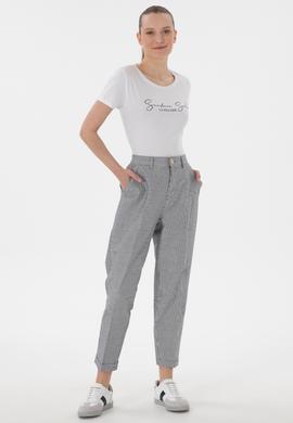 Kadın Beyaz Bisiklet Yaka Tişört - 50305746016