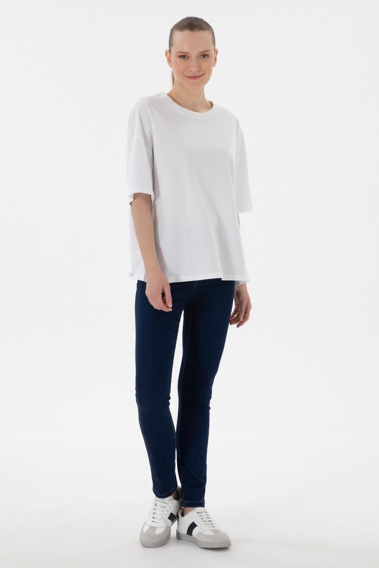 Kadın Beyaz Oversize Bisiklet Yaka Tişört - 50305810029