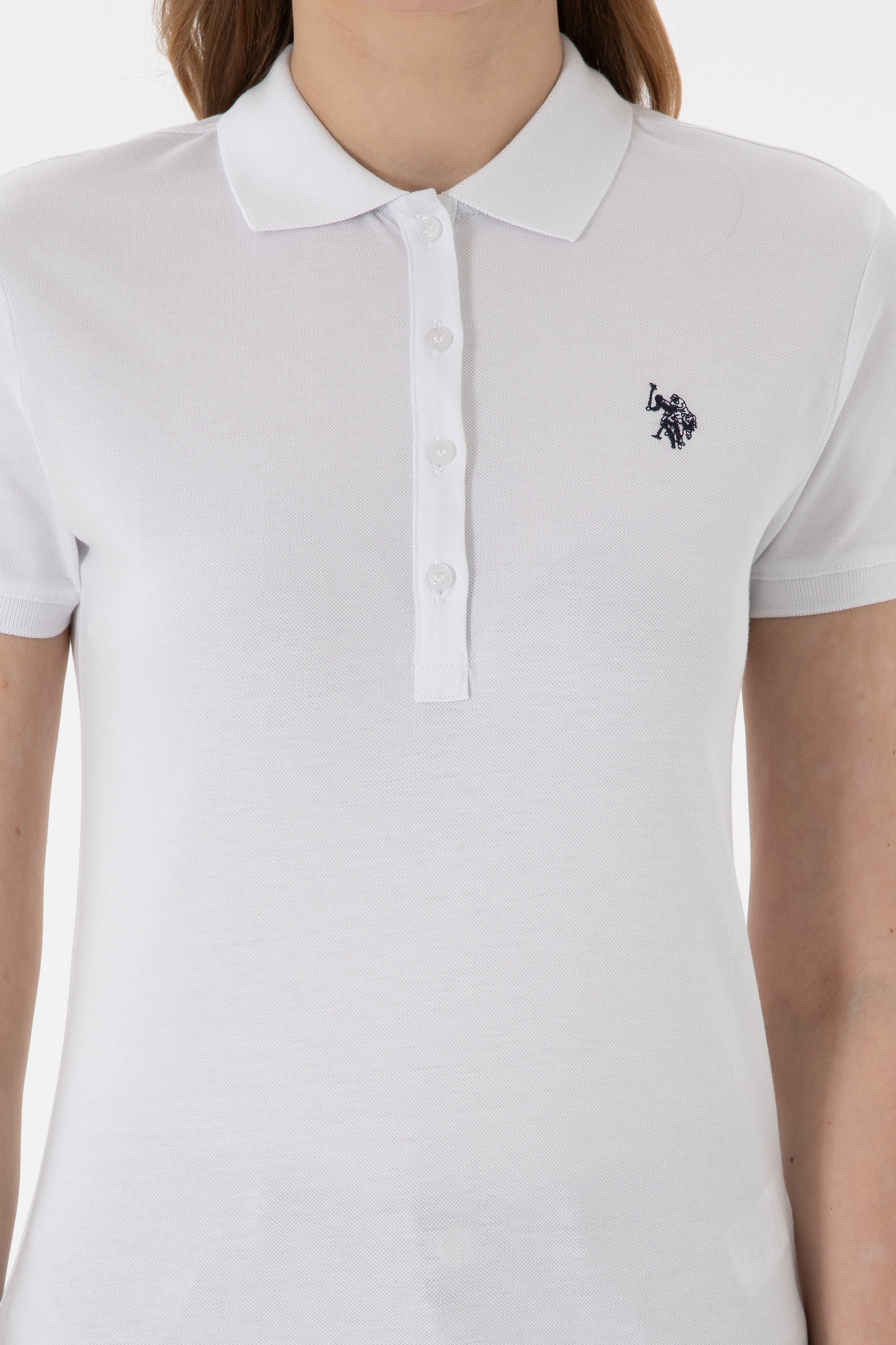 Kadın Beyaz Basic Polo Yaka Tişört - Image 6