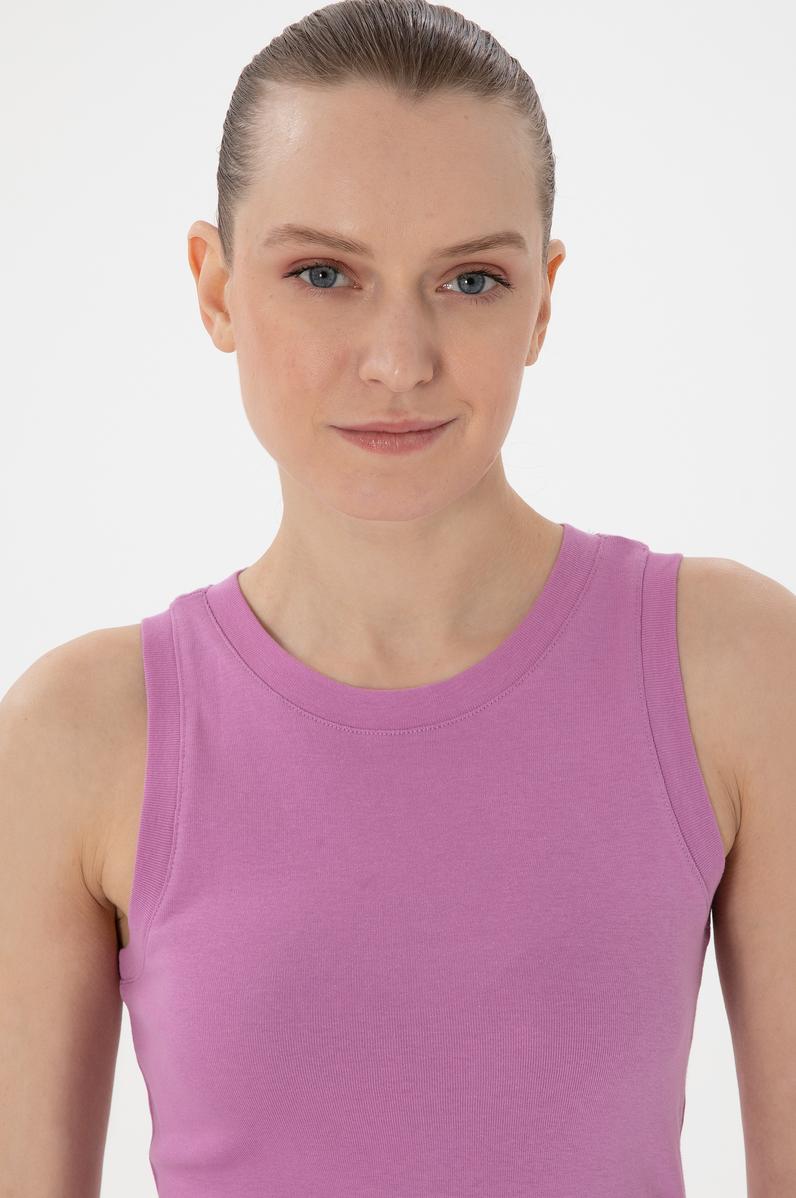 Kadın Pembe Kolsuz Bisiklet Yaka Basic Tişört