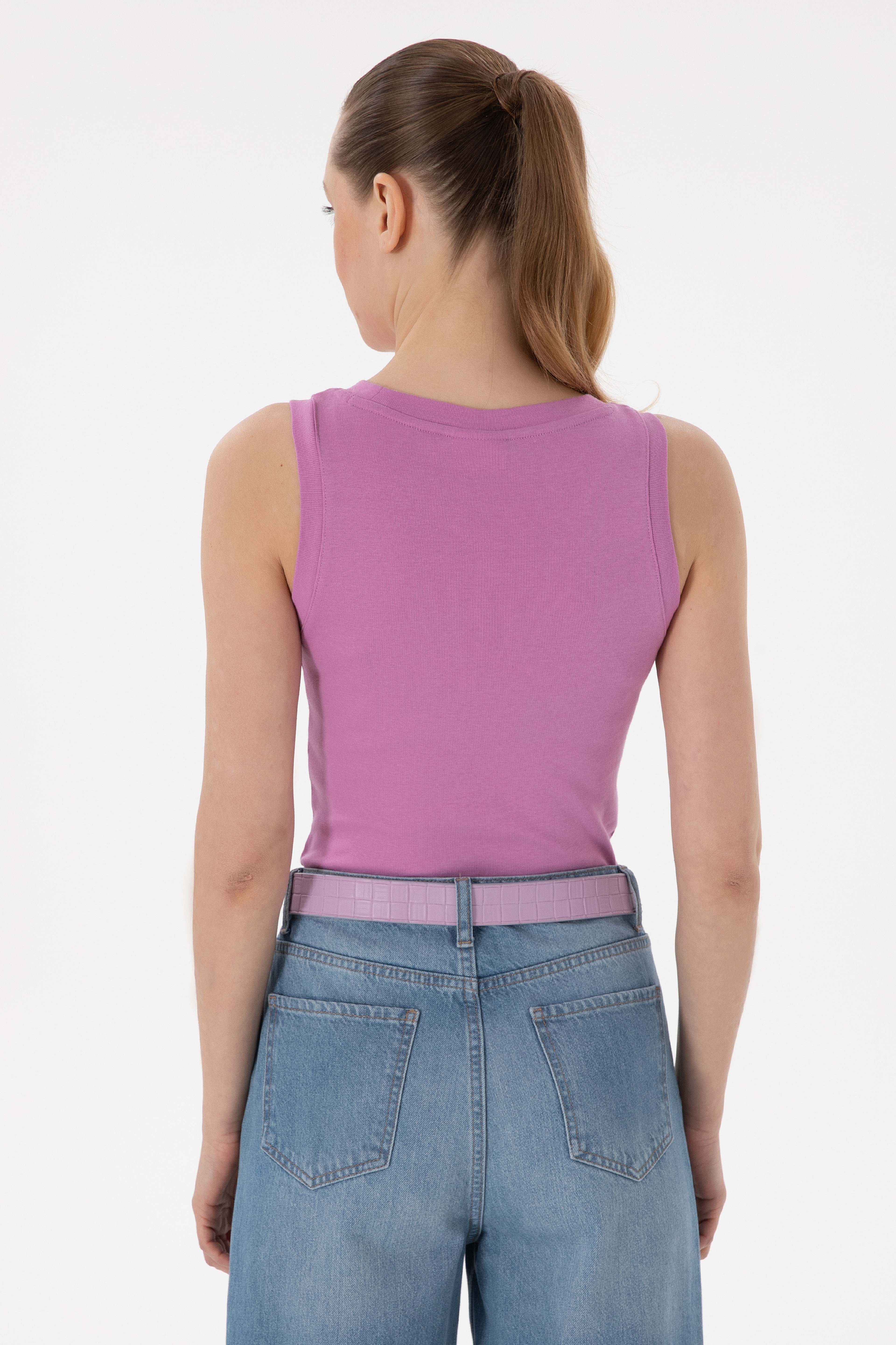 Kadın Pembe Kolsuz Bisiklet Yaka Basic Tişört - Image 5