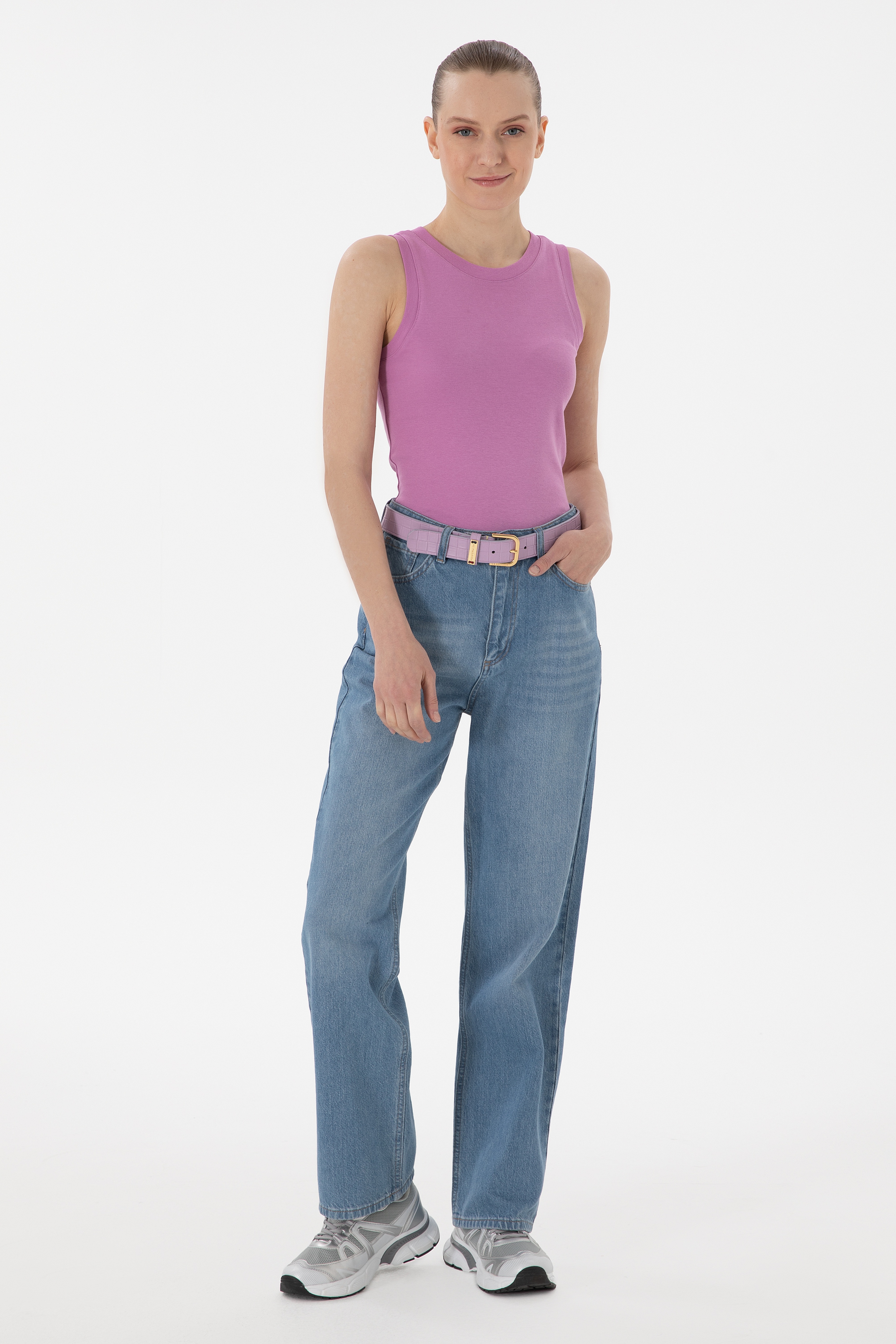 Kadın Pembe Kolsuz Bisiklet Yaka Basic Tişört - Image 4