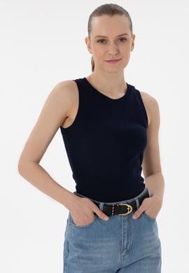 Kadın Lacivert Kolsuz Bisiklet Yaka Basic Tişört - 50300904028