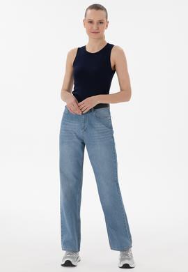 Kadın Lacivert Kolsuz Bisiklet Yaka Basic Tişört - 50300904028