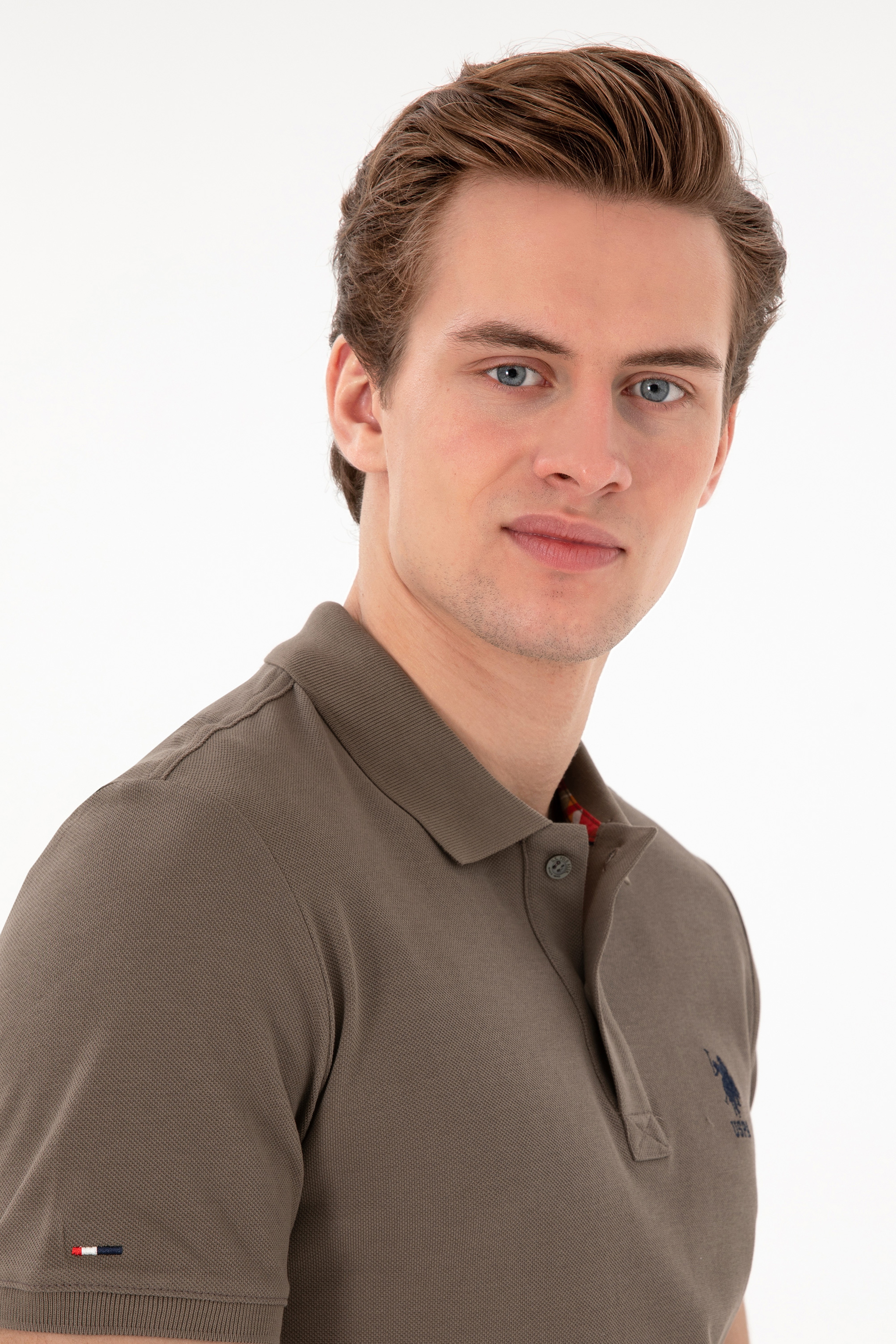 Erkek Slim Fit Polo Yaka Vizon Basic Tişört - Image 2