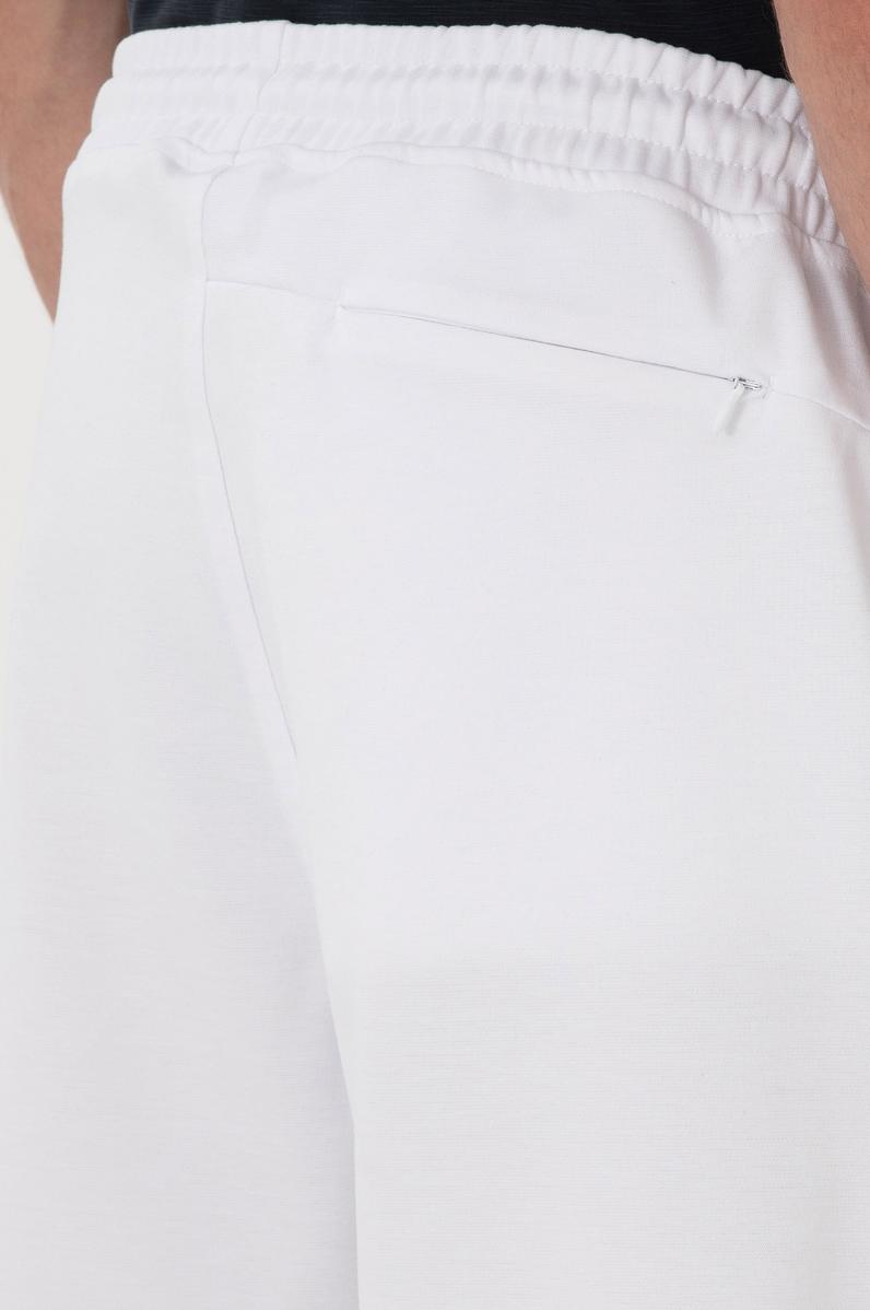 Erkek Regular Fit Beyaz Örme Şort