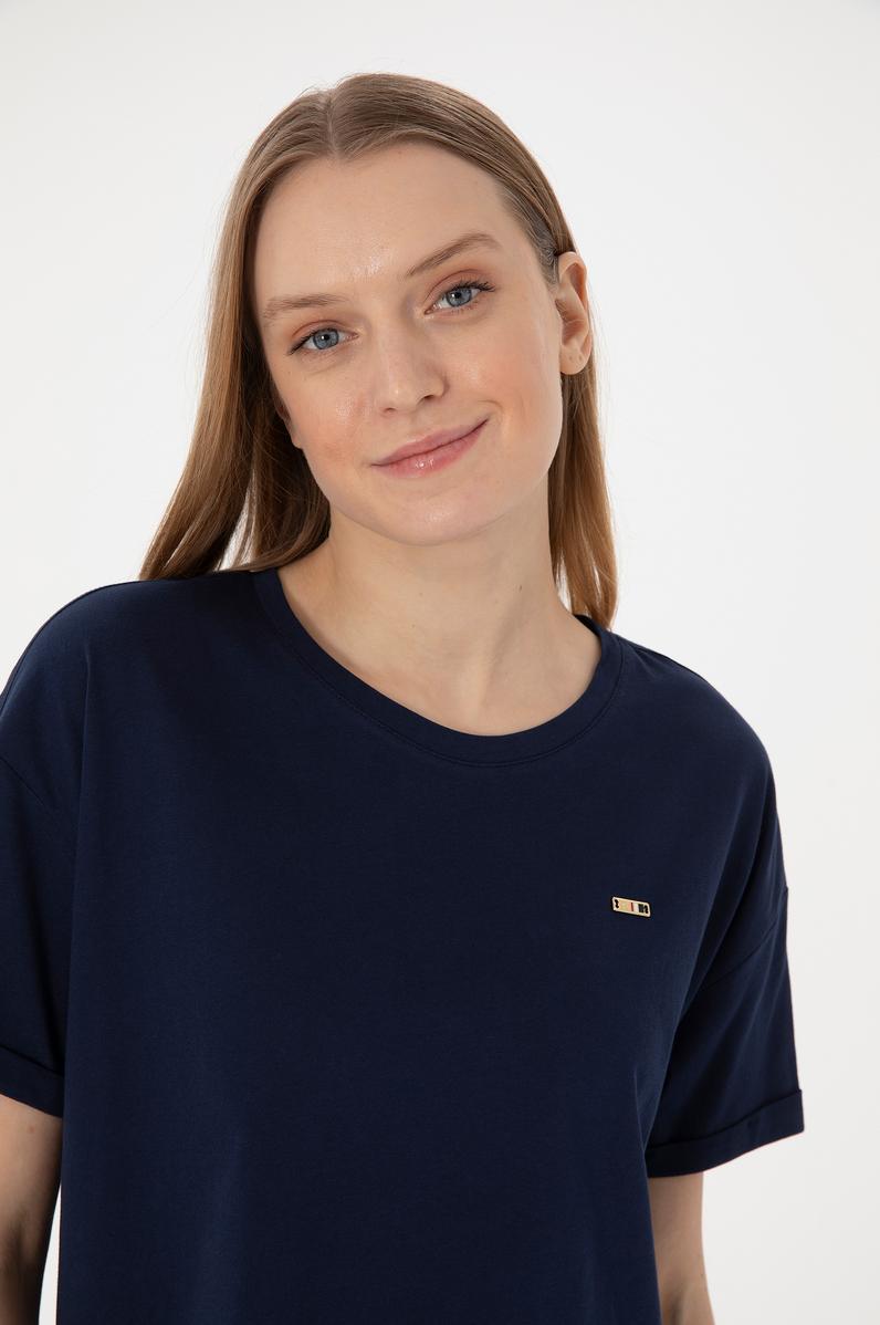 Kadın Lacivert Kol Katlamalı Bisiklet Yaka Tişört