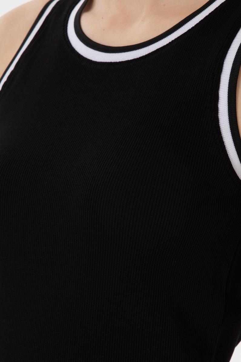 Kadın Siyah Kolsuz Bisiklet Yaka Tişört