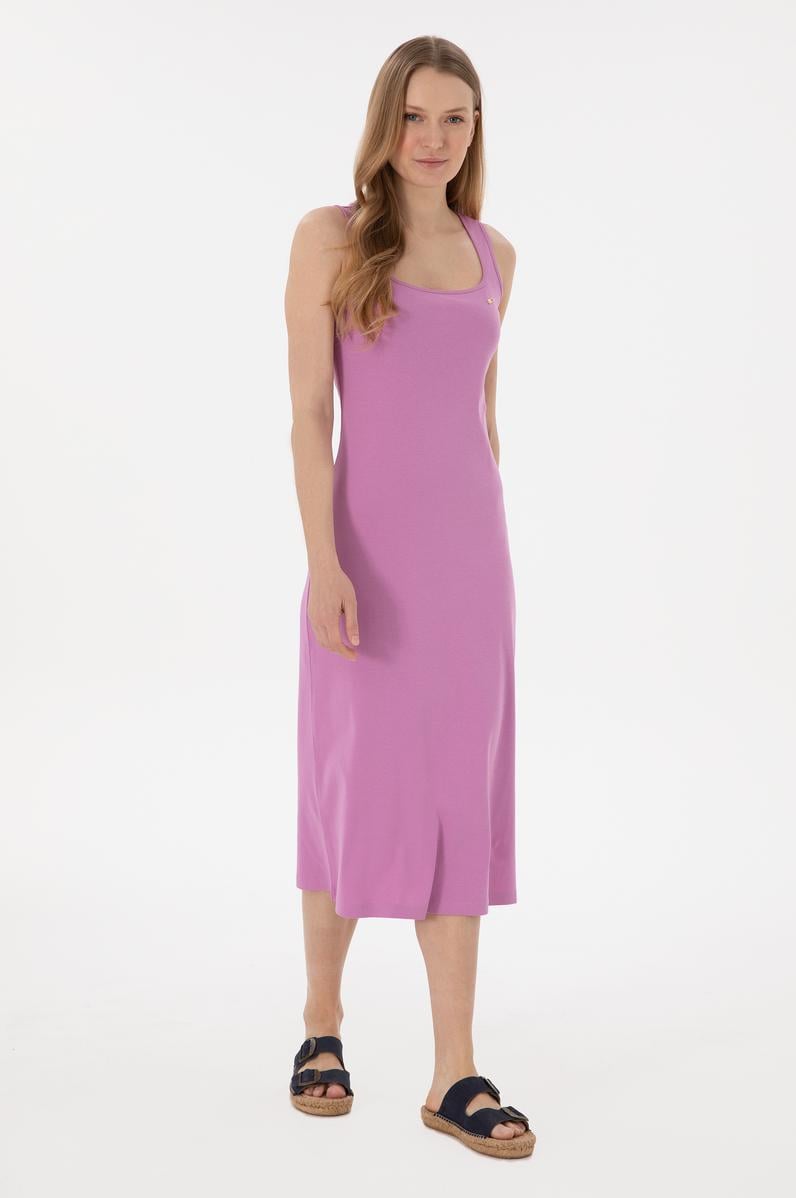 Kadın Pembe Yırtmaçlı Kolsuz Kare Yaka Midi Boy Örme Elbise