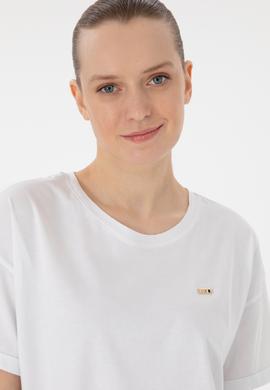 Kadın Beyaz Kol Katlamalı Bisiklet Yaka Tişört - 50305822015