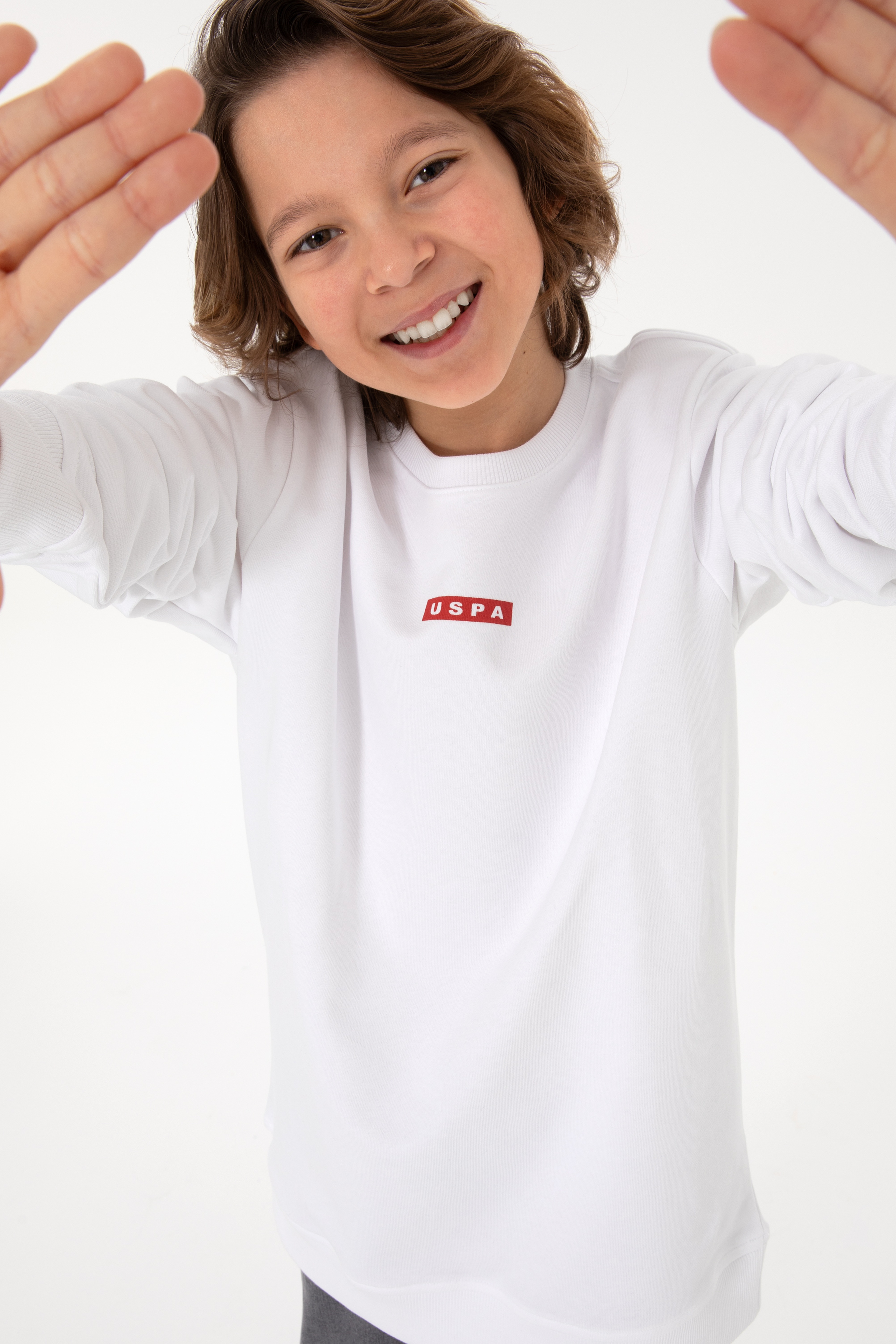Erkek Çocuk Beyaz Bisiklet Yaka Sweatshirt
