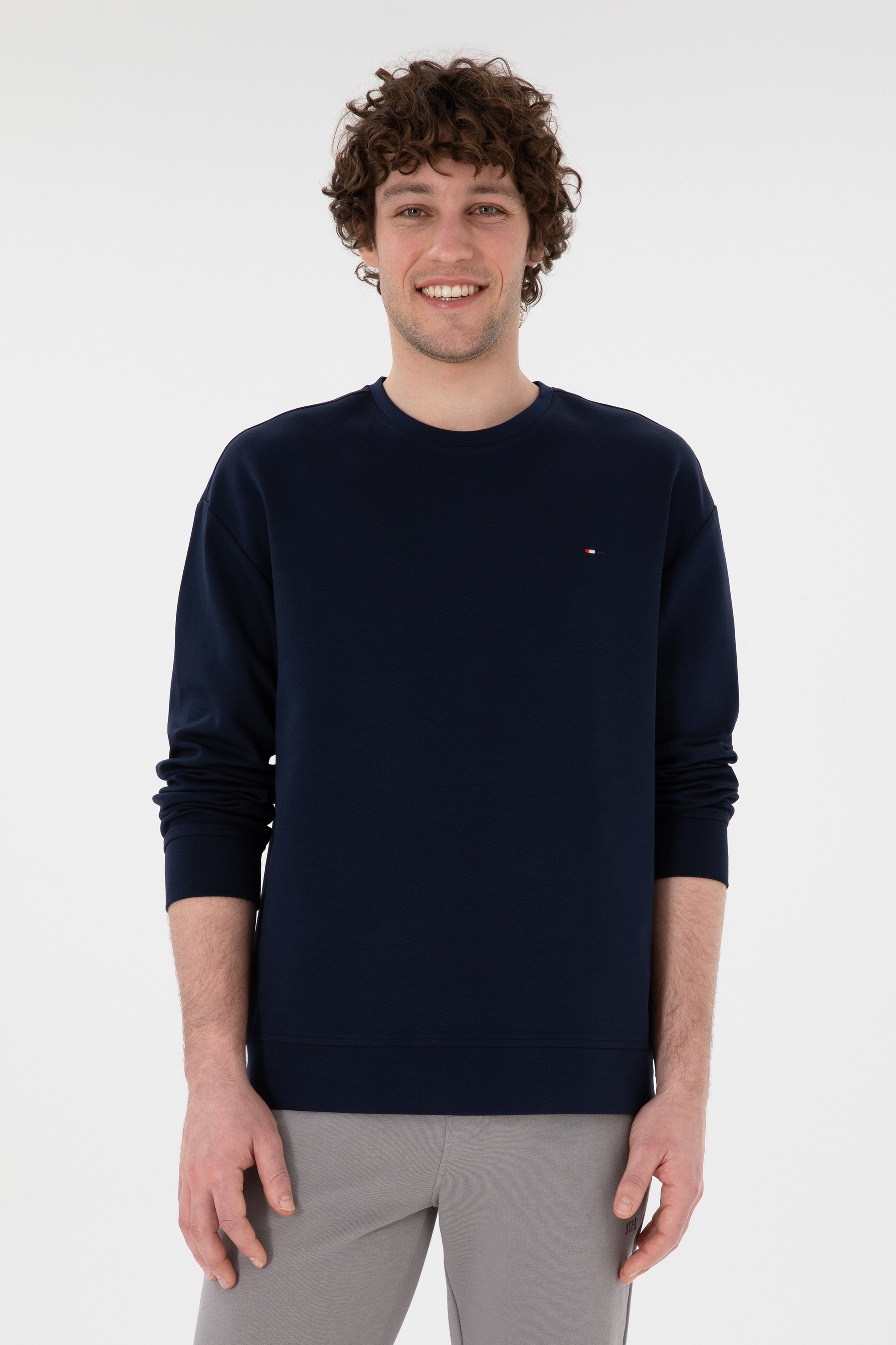Erkek Comfort Fit Bisiklet Yaka Lacivert İnce Sweatshirt - Image 1