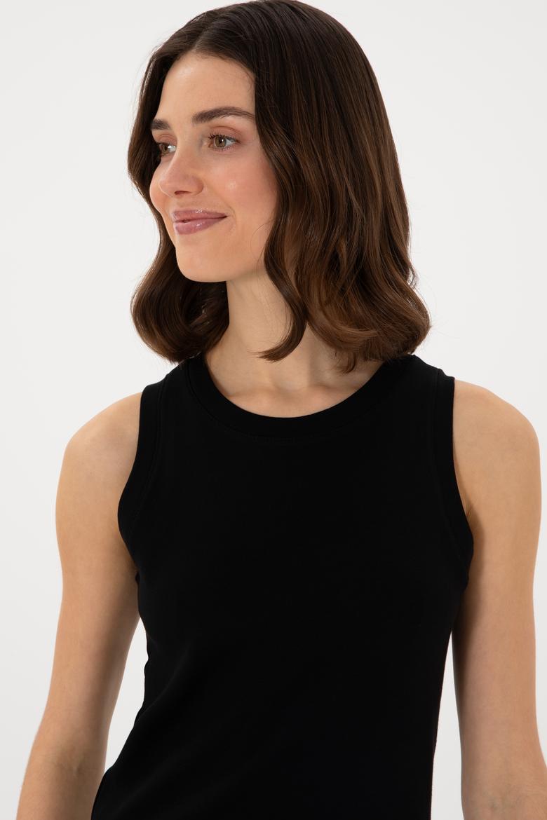 Kadın Siyah Kolsuz Bisiklet Yaka Basic Tişört - 50300904061