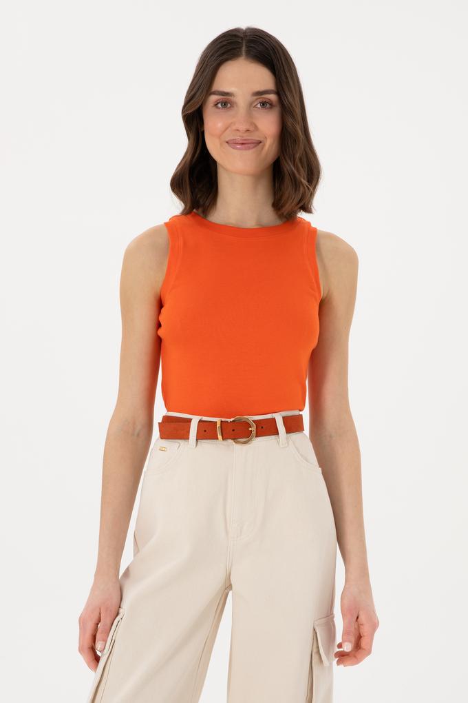 Kadın Nar Çiçeği Kolsuz Bisiklet Yaka Basic Tişört