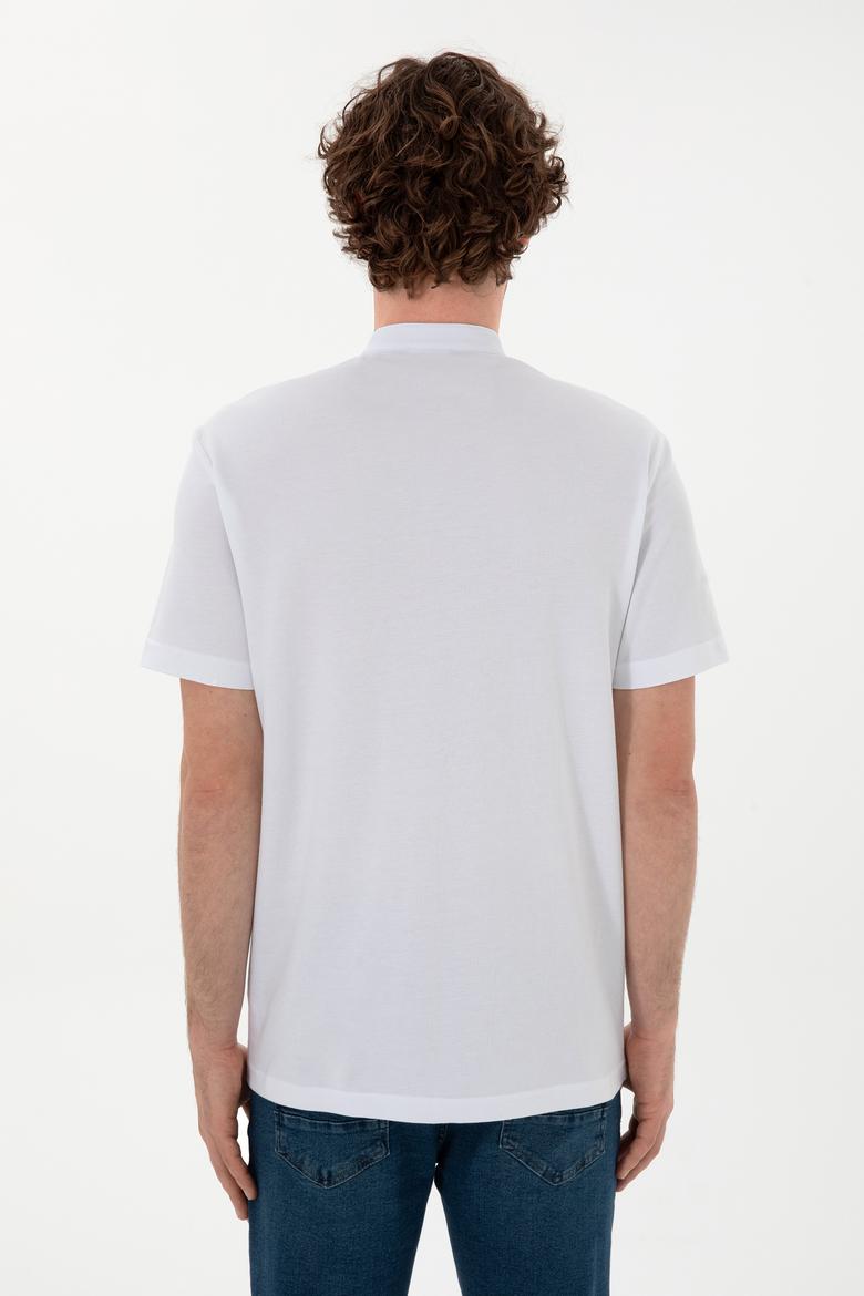 Erkek Regular Fit Hakim Yaka Beyaz Tişört - 50299835009
