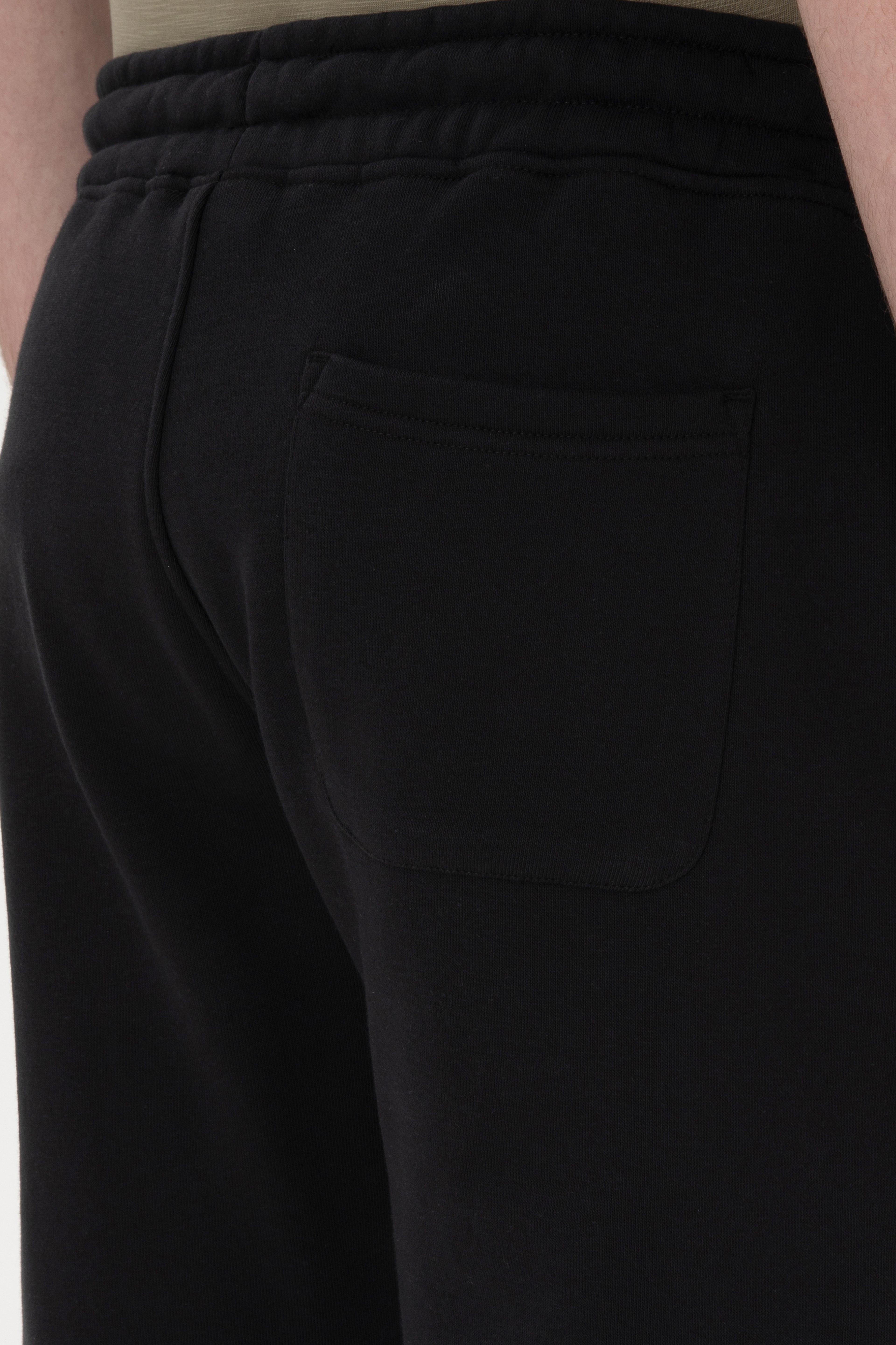 Erkek Slim Fit Lastikli Paça Siyah Eşofman Altı